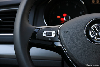 2017款朗逸1.4T自动舒适版230TSI DSG