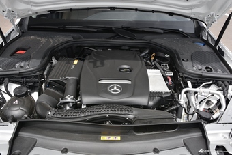 2018款奔驰E级改款2.0T自动 200L 运动型