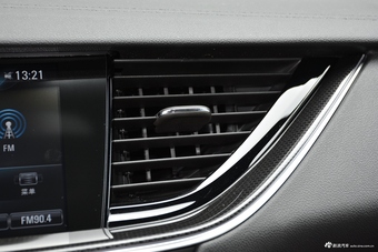 2018款君威GS 2.0T自动穿越火线联名限量版28T