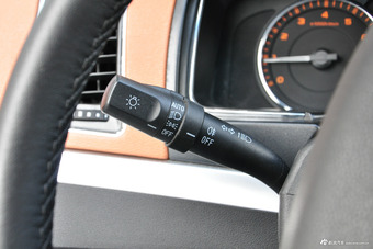 2017款吉利远景1.5L自动幸福版