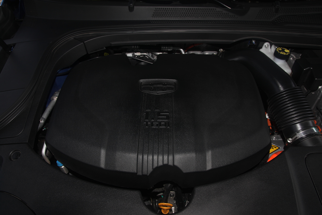 2018款吉利博瑞GE新能源PHEV 耀享版