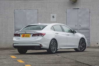 2018款讴歌TLX-L 2.4L自动钻享版