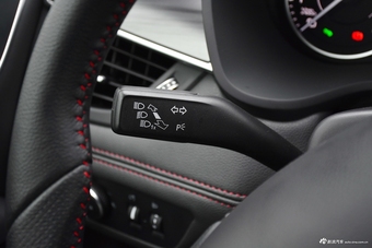 2018款宝沃BX6 2.0T自动28T 四驱GT至酷型