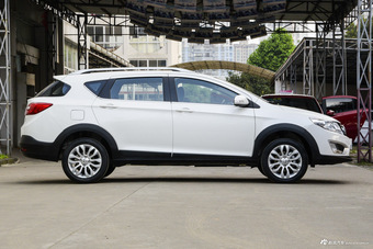 2016款风神AX3 1.5L自动尚酷型