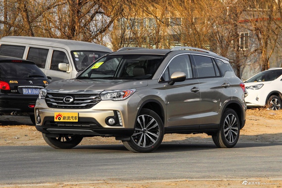 2017款传祺GS4 1.5T手动两驱豪华版235T