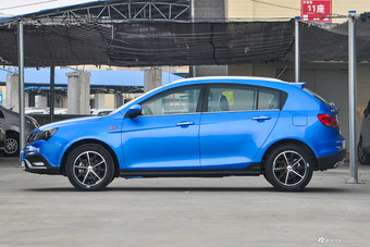 2017款吉利帝豪1.5L自动RS两厢百万款向上版