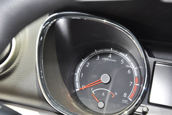 2015款启辰T70 1.6L手动睿行版