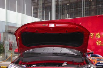 2018款现代ix35 2.0L自动两驱智勇·畅联版