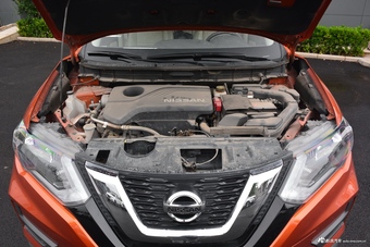 2017款奇骏2.5L自动CVT七座领先版 4WD图片