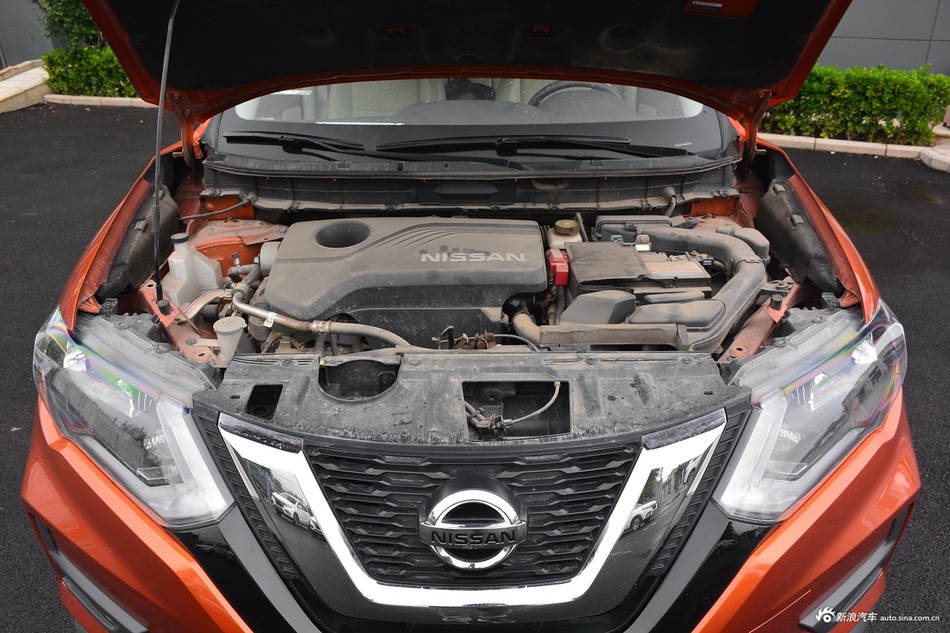 2017款奇骏2.5L自动CVT七座领先版 4WD