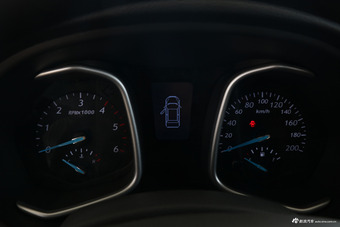 2018款领主2.5T手动柴油超享版两驱舒适型标双SD4V25R-100