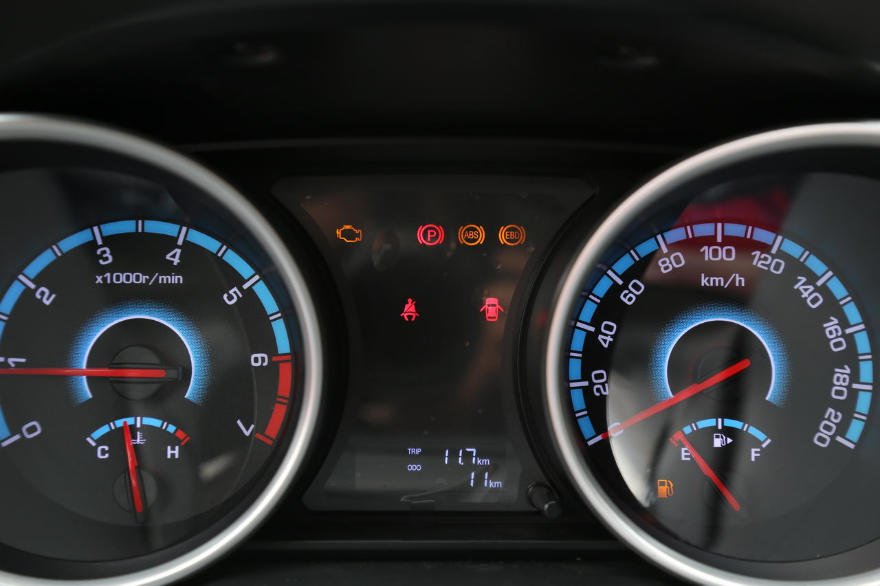 2017款长安睿行S50  1.5L手动次顶配