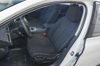 2015款东风标致408 1.2T自动豪华版