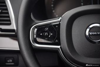2016款沃尔沃XC90升级版 2.0T自动 T6智雅版