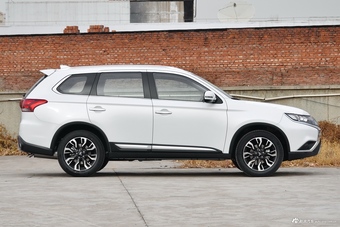 2019款欧蓝德 2.4L自动致享版 