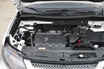 2019款欧蓝德 2.4L自动致享版 