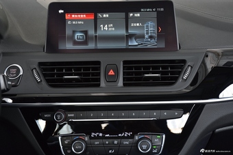 2018款宝马1系118i自动运动型