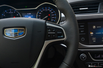 2017款吉利帝豪1.5L手动三厢百万款时尚型