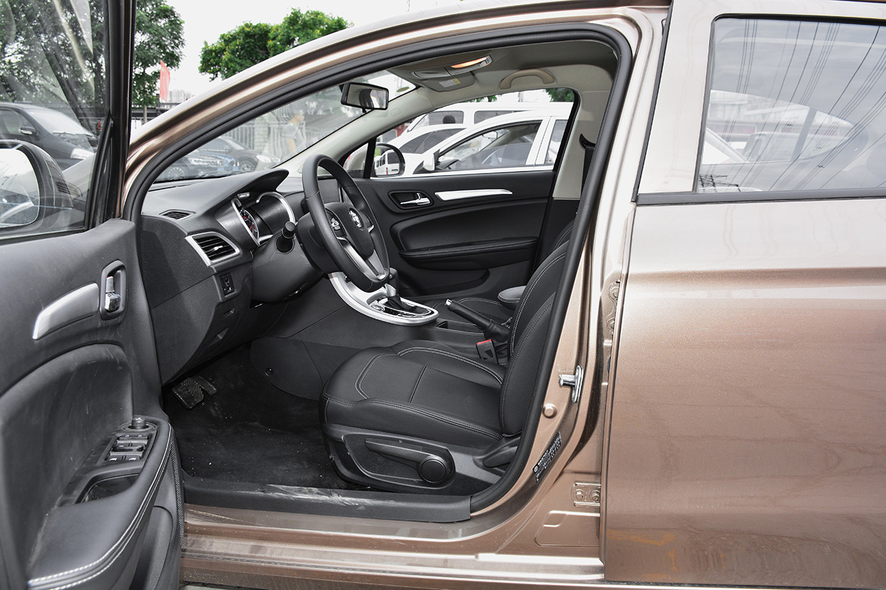 2017款中华H3 1.5L自动精英型