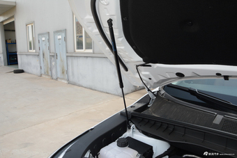 2017款长安CS95 2.0T自动四驱智驭版 