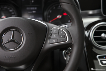 2018款奔驰GLC260 2.0T自动 4MATIC豪华型