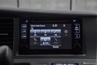 2017款塞纳 3.5L自动两驱LE加版