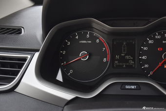 2018款宝骏310W 1.5L自动时尚型