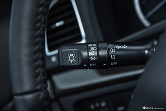 2014款长安 睿骋  1.8T自动尊贵周年版国IV  闪光泰晤士灰 封面 闪光水晶灰