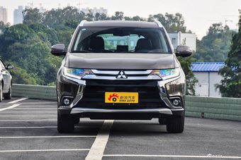 2016款欧蓝德2.4L自动四驱精英版5座