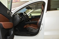 2019款沃尔沃XC60新能源2.0T自动T8 E驱混动智尊豪华版