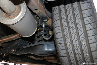 2017款比亚迪宋盖世升级版1.5TI手动豪雅型