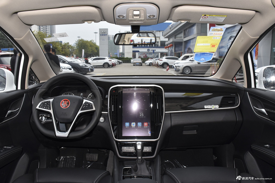 2017款比亚迪宋MAX 1.5T自动互联精英型