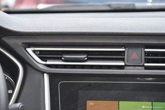 2018款荣威RX3 1.6L手动旗舰版