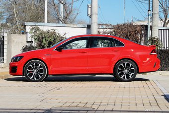 2017款大众凌渡2.0T自动GTS