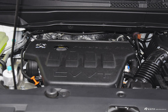 2016款东风风神AX7 2.0L自动智逸型