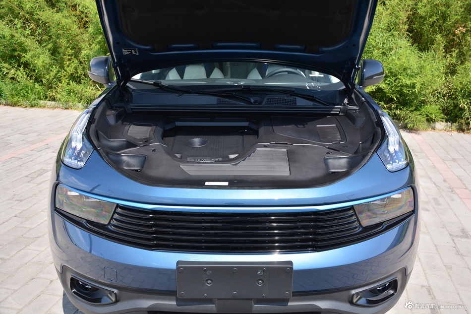 2017款领克01 2.0T自动两驱耀Pro版