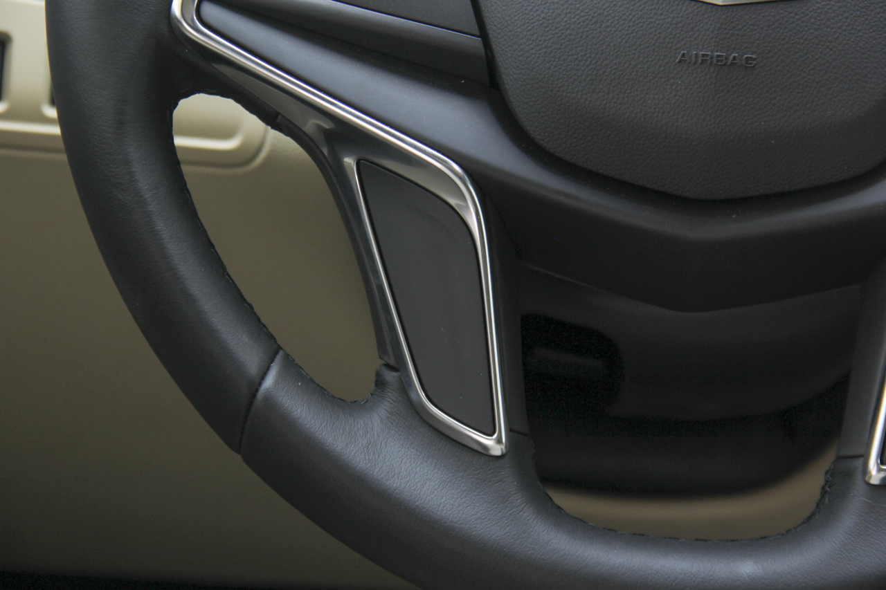 2018款XT5 2.0T自动28T四驱豪华型