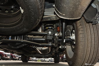 2017上汽大通D90 2.0T自动两驱水星