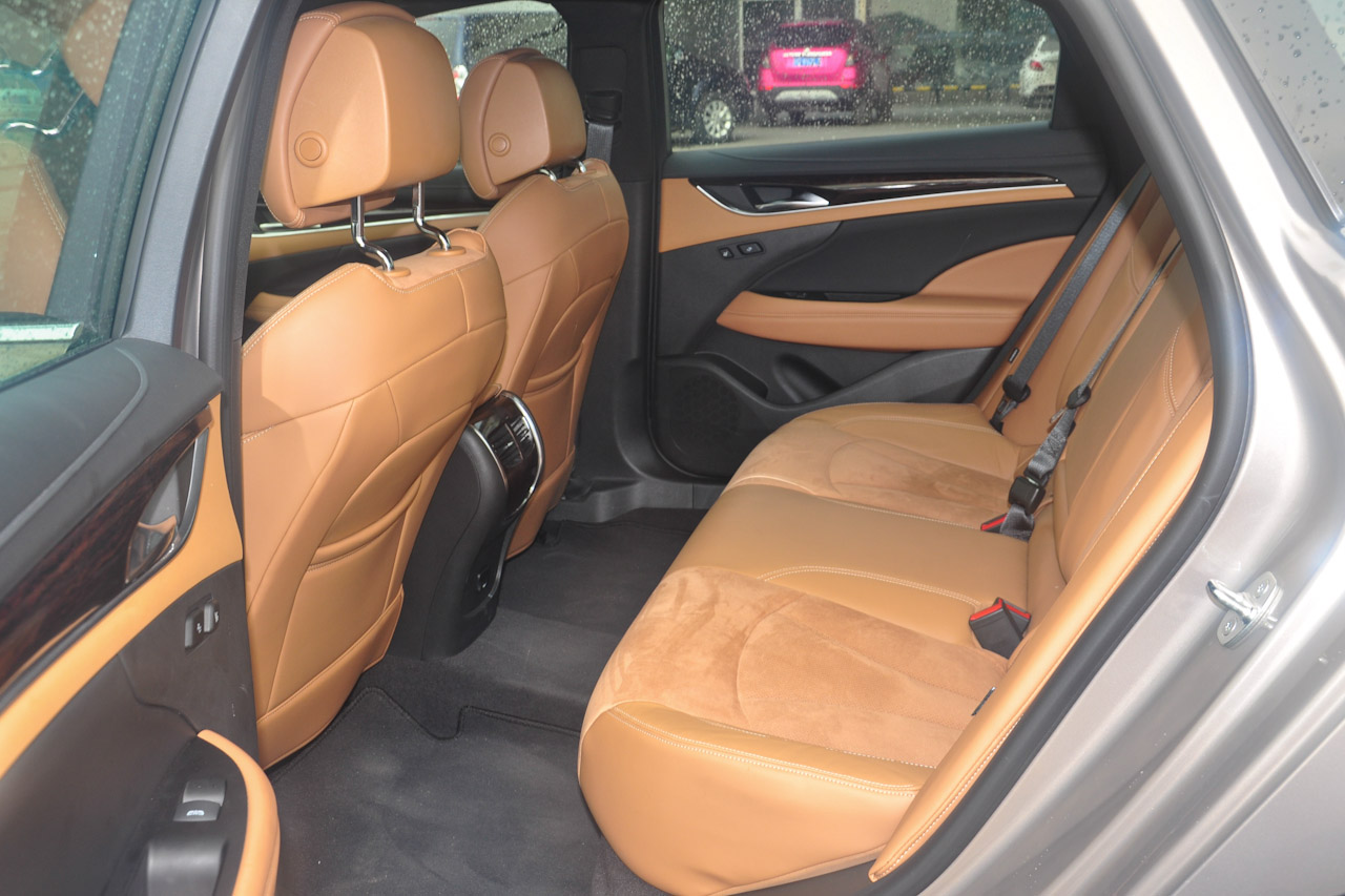 2016款君越2.0T自动旗舰型28T