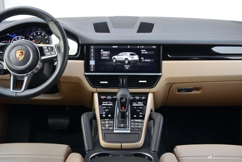 2018款卡宴3.0T自动