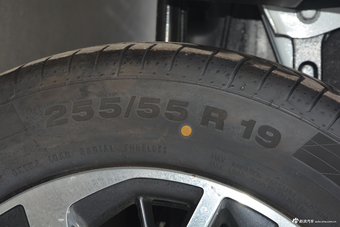 2017上汽大通D90 2.0T手动两驱火星