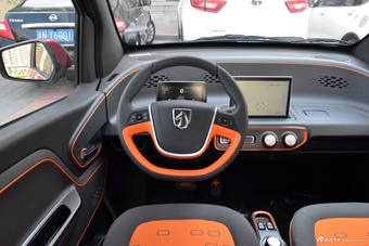   2017款宝骏E100智享版