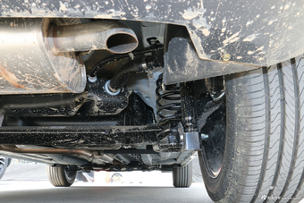  2019款奔腾X40 1.6L自动豪华型