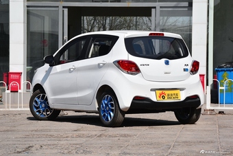 2018款奔奔EV260 标准型