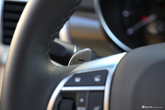 2016款哈弗H9 2.0T自动标准型7座