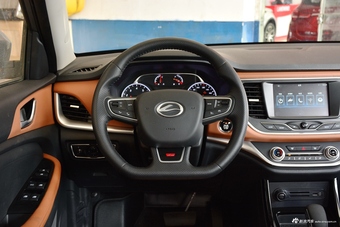 2017款陆风X2 1.6L自动铂锐版