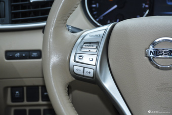 2015款奇骏2.0L自动XL两驱舒适MAX版