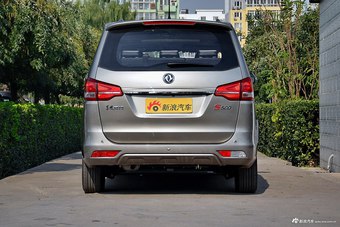 2016款风行S500 1.5L手动尊享型