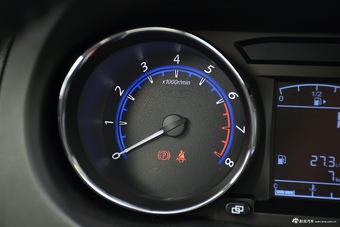 2016款风行SX6 1.6L自动豪华型