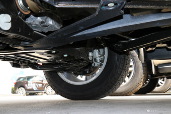 2017款撼路者2.0T自动四驱豪华版汽油7座